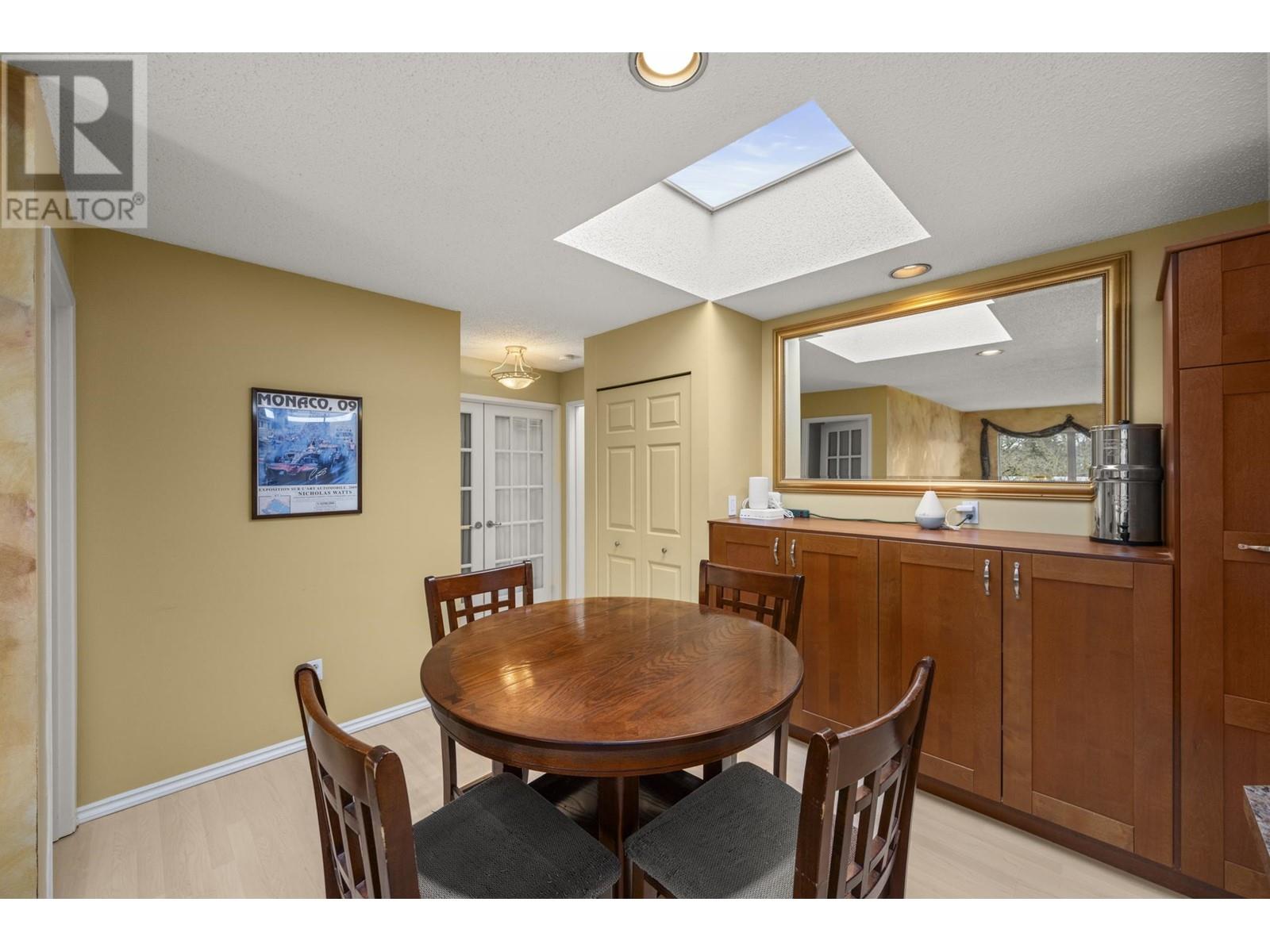 Listing Picture 11 of 35 : 401 1414 W 73RD AVENUE, Vancouver / 溫哥華 - 魯藝地產 Yvonne Lu Group - MLS Medallion Club Member