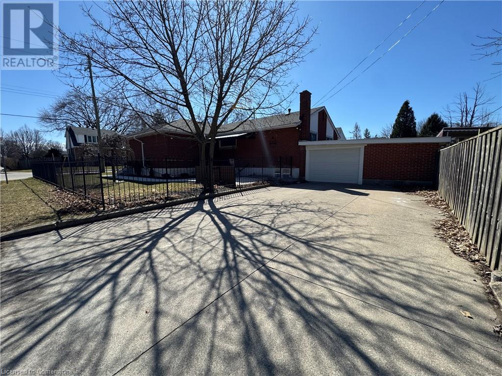 Property at 250 WEST 31ST Street image 4