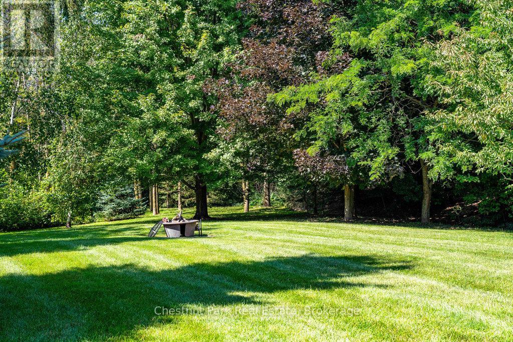 2 Evergreen Road, Collingwood, Ontario  L9Y 5A8 - Photo 5 - S12089114