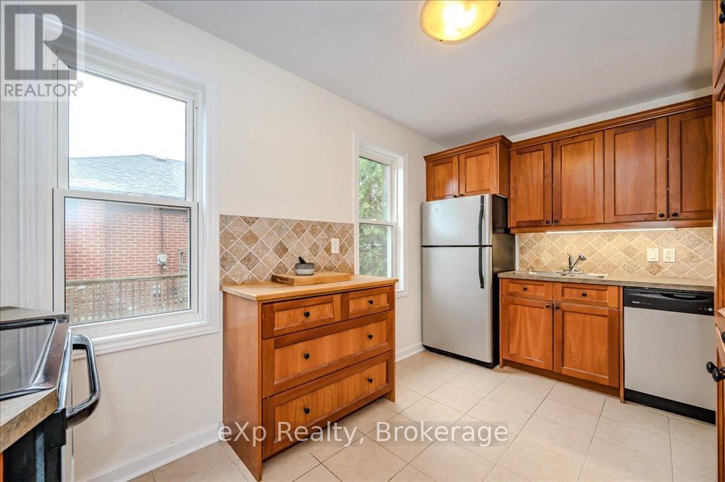 5 Paul Avenue, Guelph, Ontario  N1E 1S1 - Photo 11 - X12089060