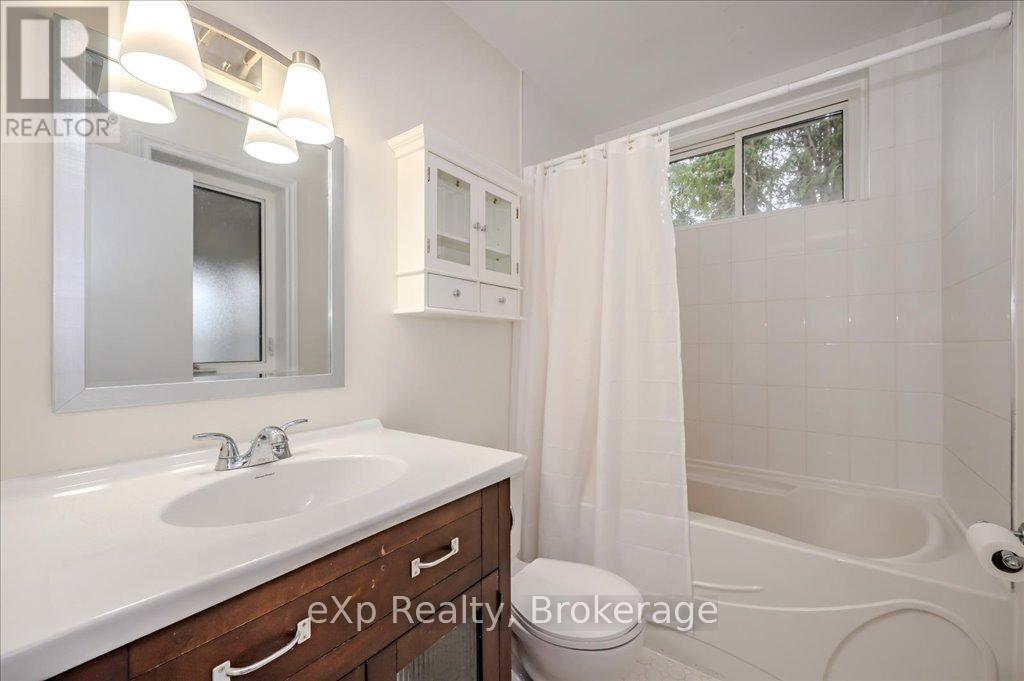 5 Paul Avenue, Guelph, Ontario  N1E 1S1 - Photo 17 - X12089060