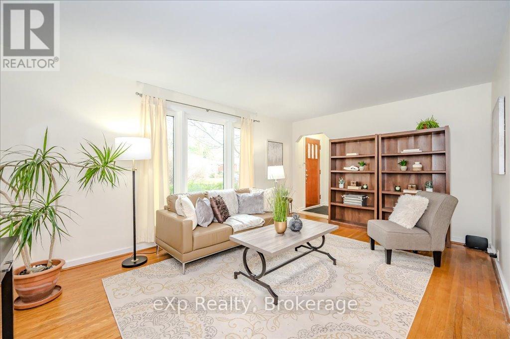 5 Paul Avenue, Guelph, Ontario  N1E 1S1 - Photo 5 - X12089060