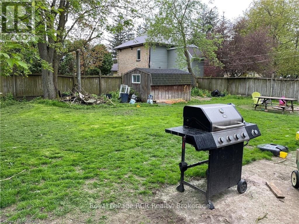 46 Robertson Street, Minto, Ontario  N0G 1Z0 - Photo 10 - X12089125