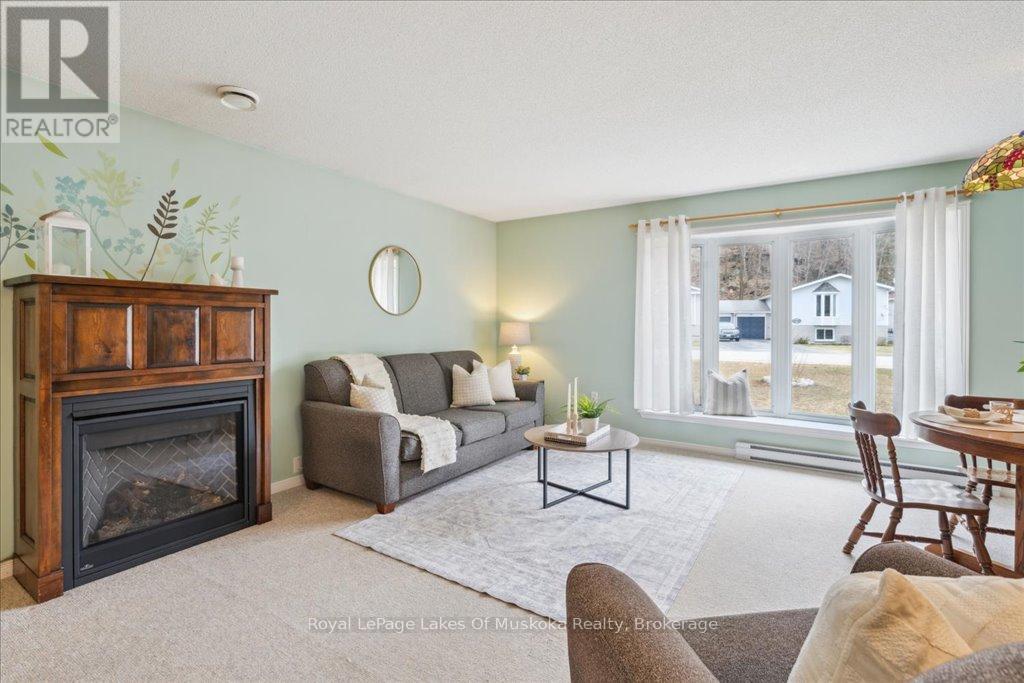 46 Pinecone Drive, Bracebridge, Ontario  P1L 2G3 - Photo 2 - X12089127