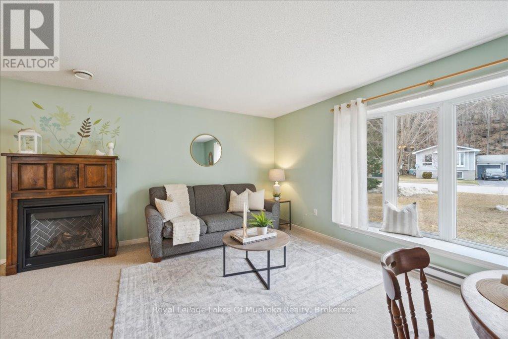 46 Pinecone Drive, Bracebridge, Ontario  P1L 2G3 - Photo 4 - X12089127