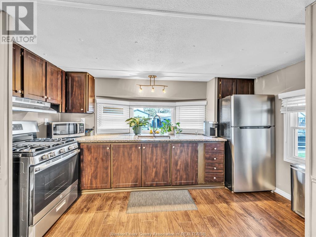 149 Dana, Essex, Ontario  N8M 2A5 - Photo 8 - 25008700