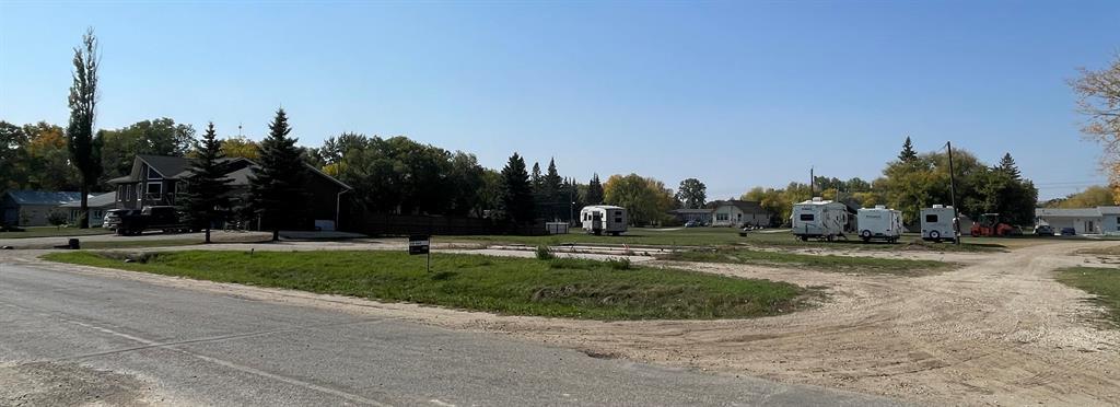 195 Cypress Avenue, St Claude, Manitoba  R0G 1Z0 - Photo 4 - 202508090