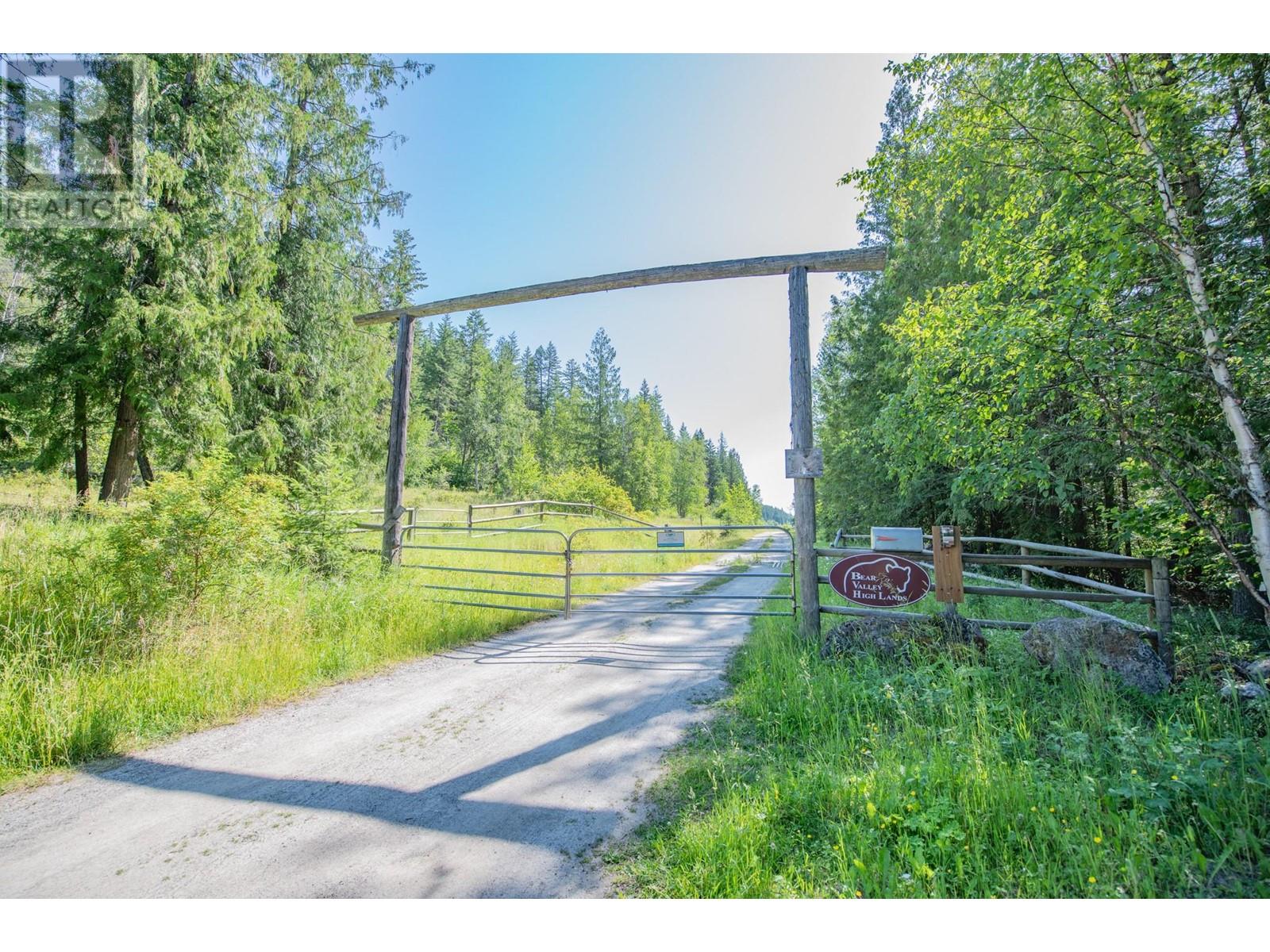 592 Bear Valley Road, Lumby, British Columbia  V0E 2G1 - Photo 14 - 10342998