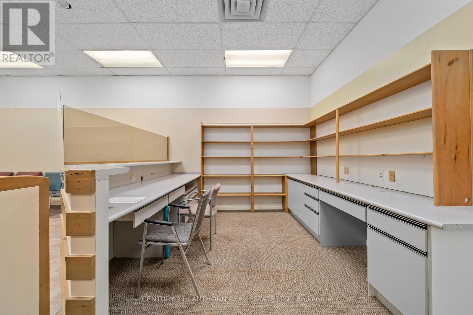 389 Unit-9  Picton Main Street, Prince Edward County, Ontario  K0K 2T0 - Photo 5 - X12089238