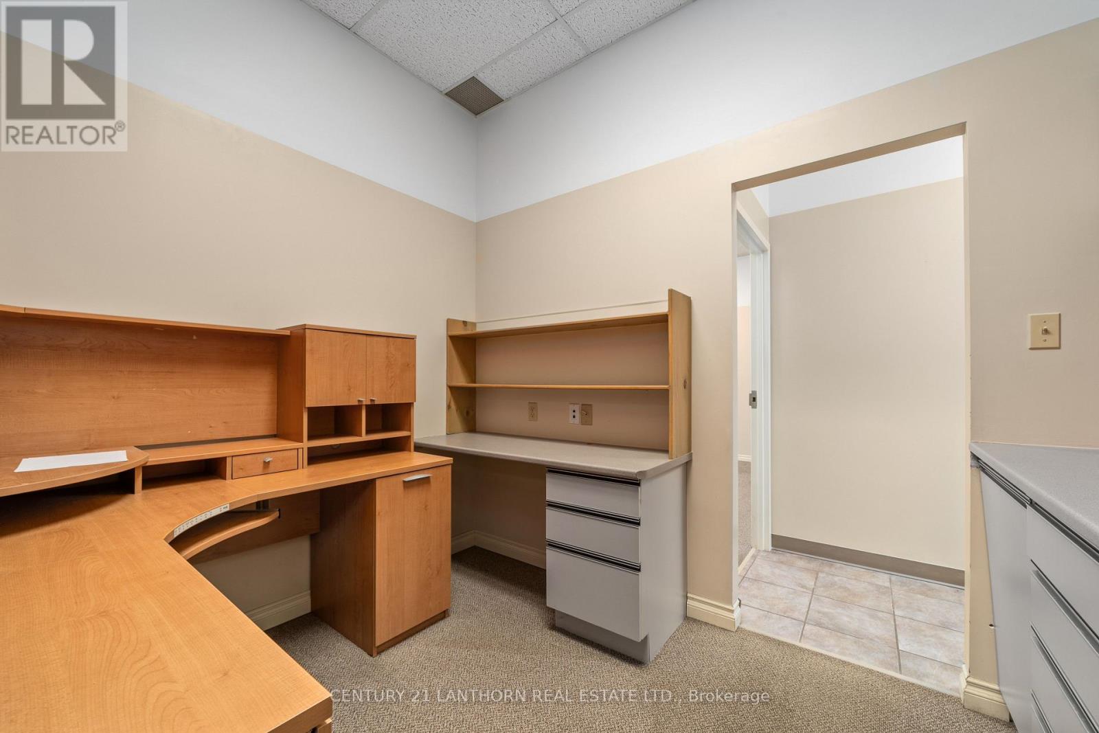 389 Unit-9  Picton Main Street, Prince Edward County, Ontario  K0K 2T0 - Photo 6 - X12089238