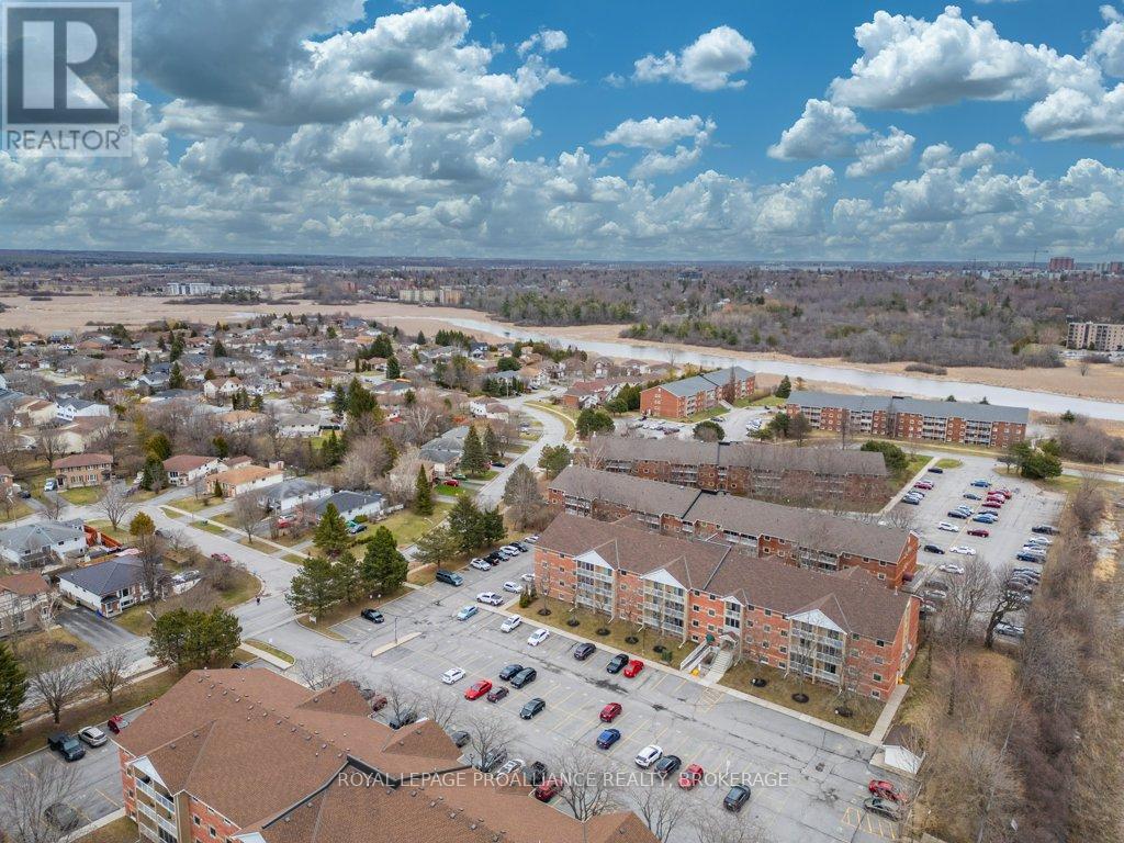 208 - 316 Kingsdale Avenue, Kingston (East Gardiners Rd), Ontario  K7M 8S2 - Photo 46 - X12089185