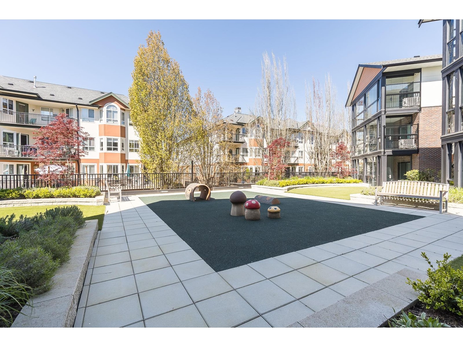 315 8497 Young Road, Chilliwack Proper South, Chilliwack, British Columbia  V2P 4P2 - Photo 2 - R2991521