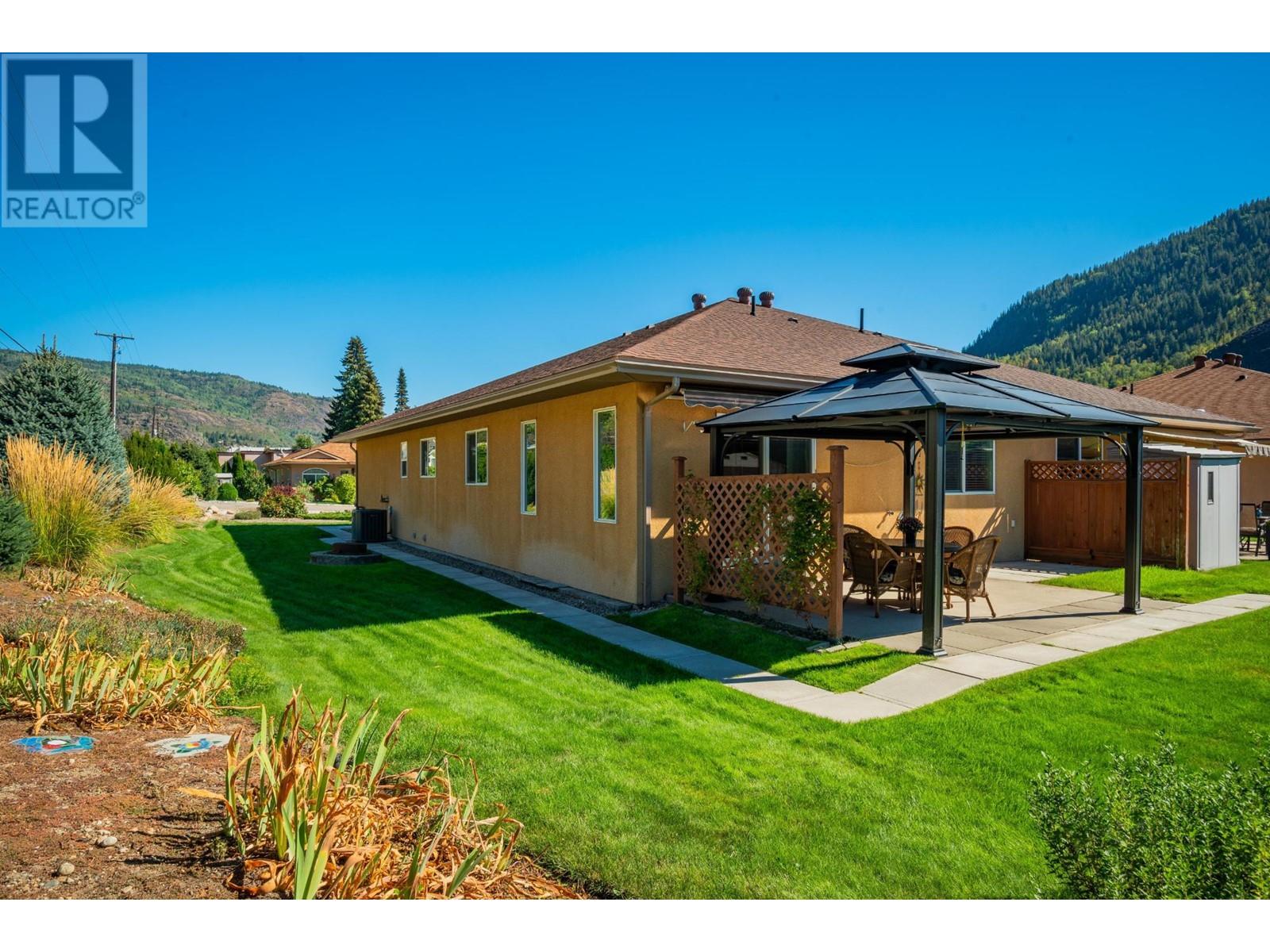 Property at 1299 HEATHER Place image 3