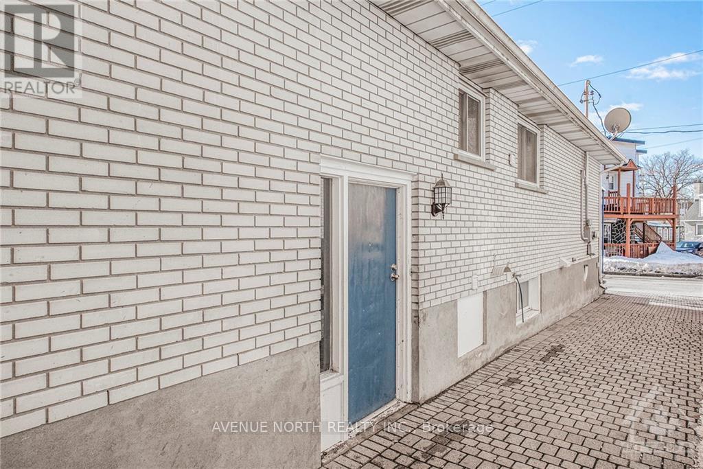 Property at 255 LALEMANT STREET image 4