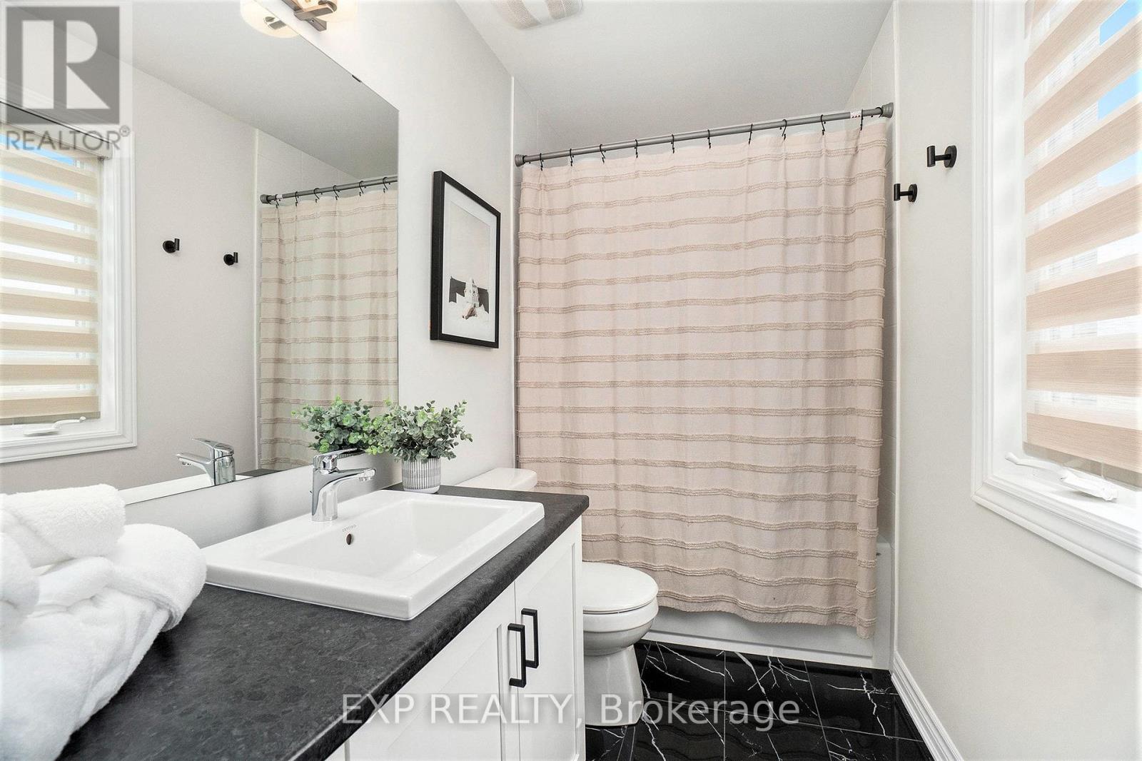276 Turnbuckle Crescent, Ottawa, Ontario  K2J 7B6 - Photo 18 - X12089245
