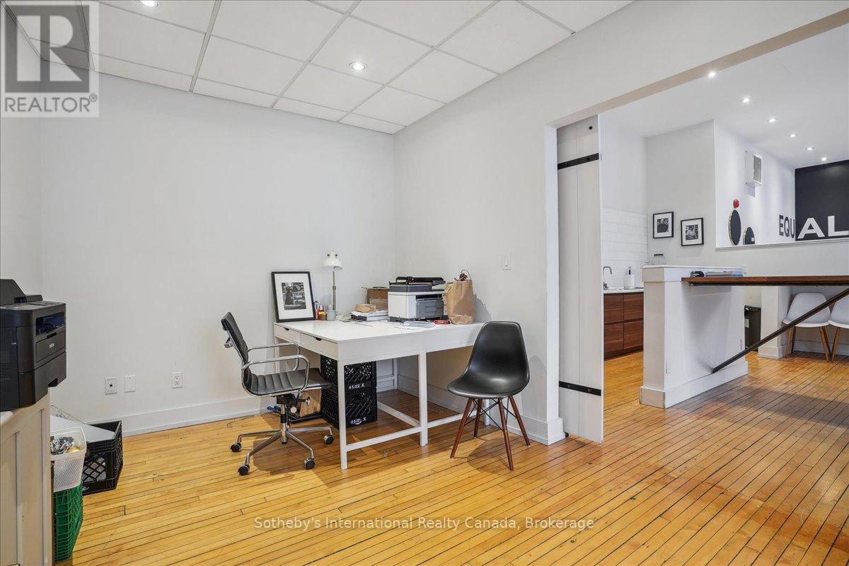 200 - 41 King William Street, Hamilton, Ontario  L8R 1A2 - Photo 31 - X12089281