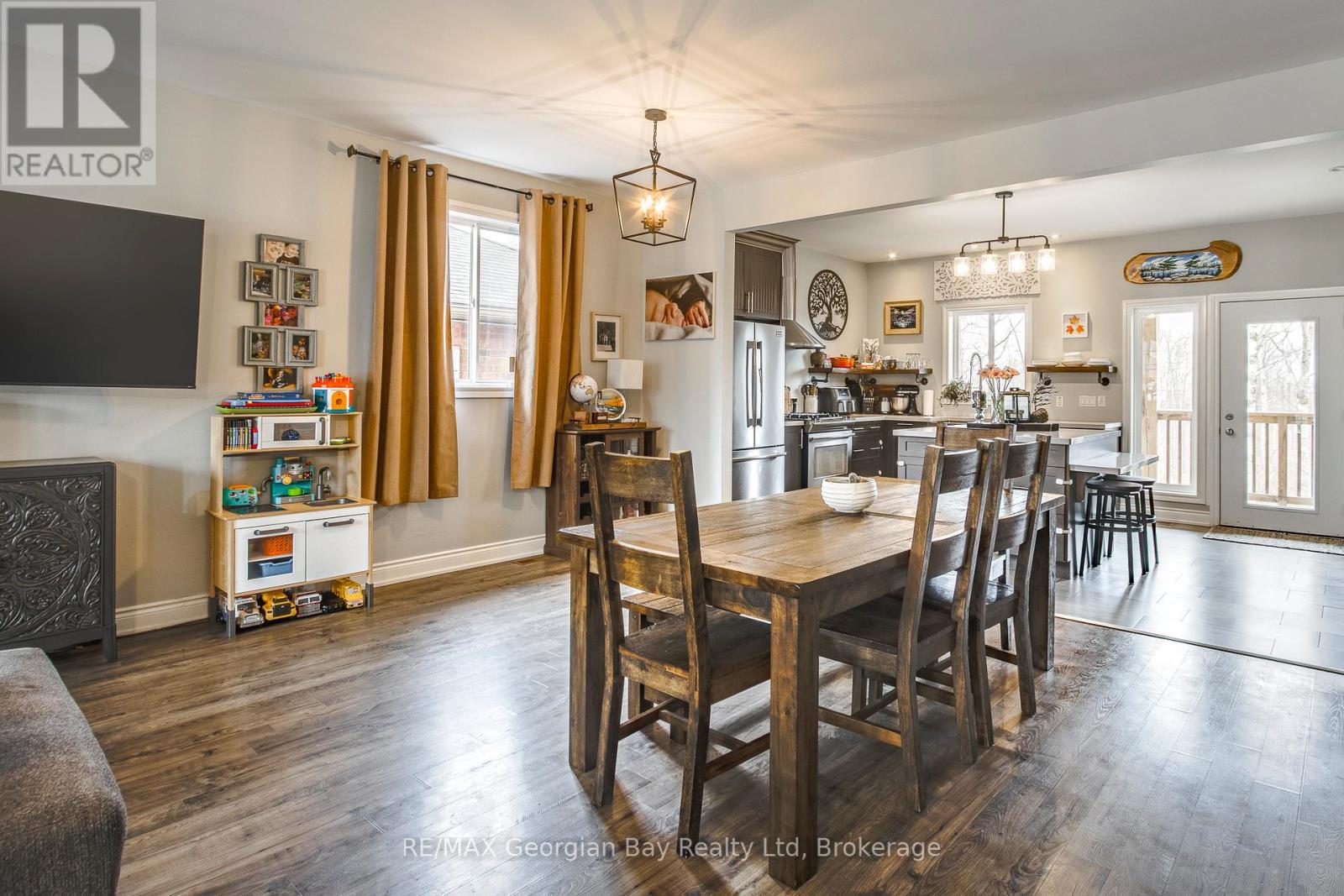 36 Mcdermitt Trail, Tay, Ontario  L0K 2A0 - Photo 6 - S12089187