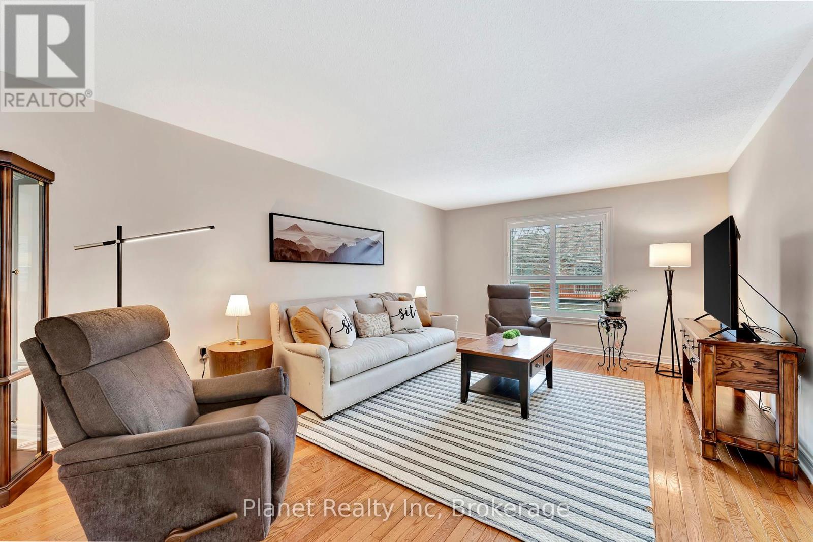 16 Winterberry Lane, Guelph, Ontario  N1G 4X7 - Photo 15 - X12089172