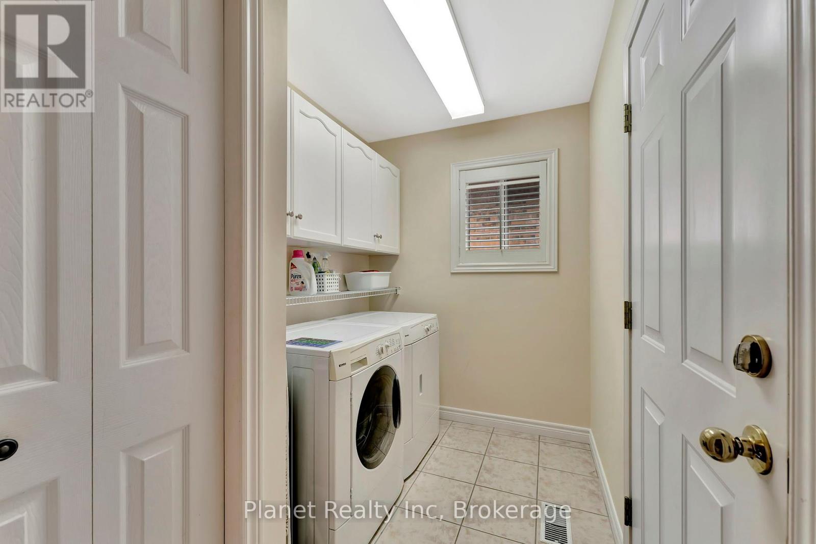 16 Winterberry Lane, Guelph, Ontario  N1G 4X7 - Photo 19 - X12089172