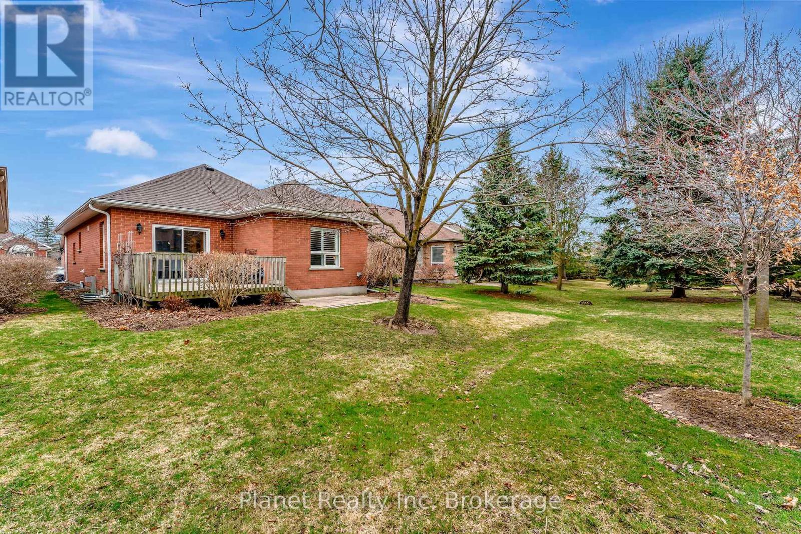 16 Winterberry Lane, Guelph, Ontario  N1G 4X7 - Photo 32 - X12089172