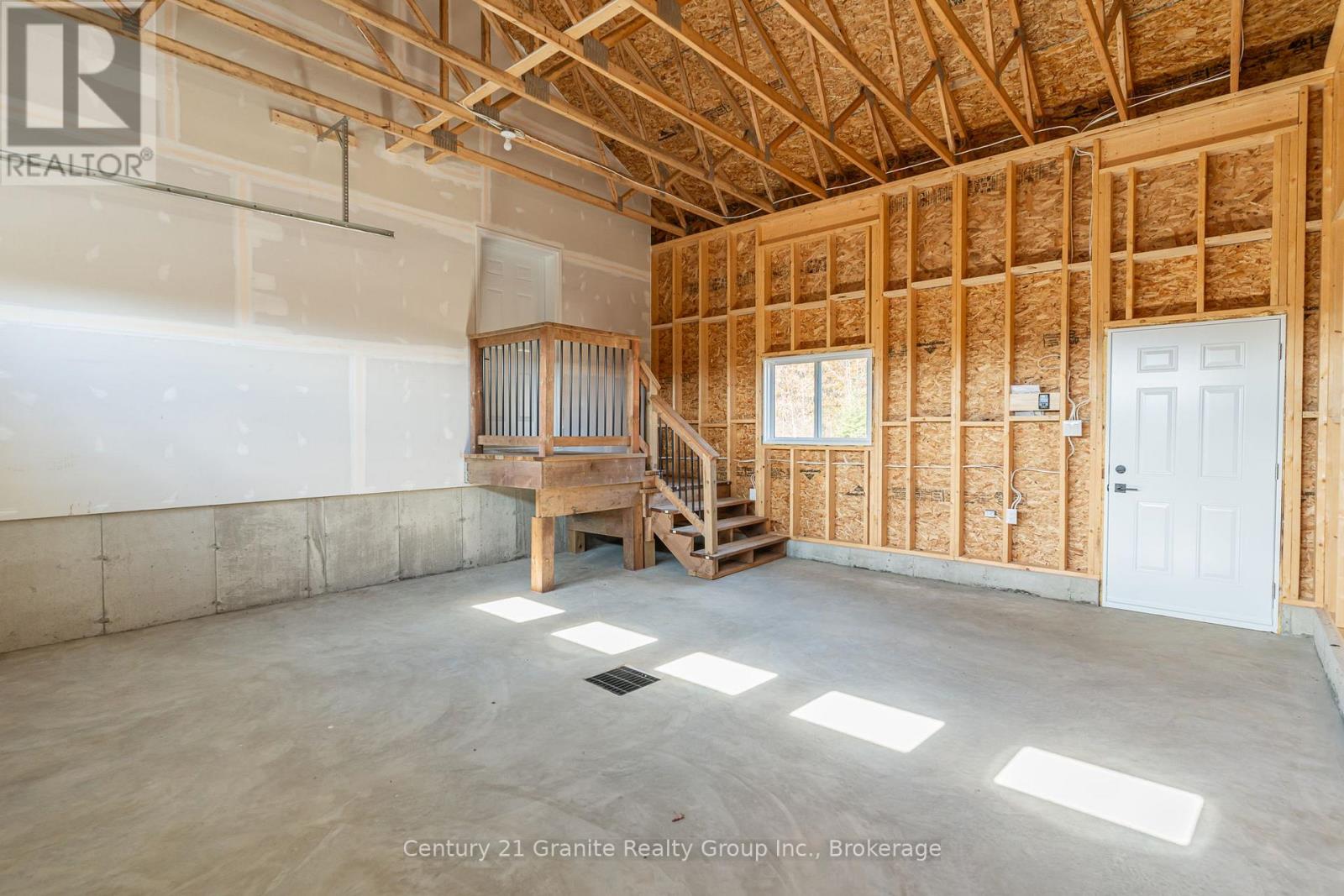 1026 Piper Glen Road, Minden Hills, Ontario  K0M 2K0 - Photo 28 - X12089206