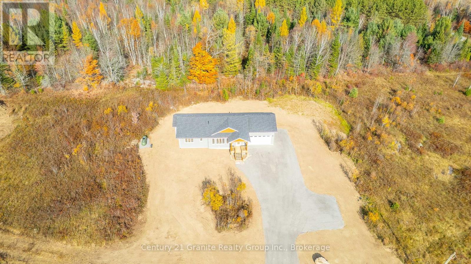 1026 Piper Glen Road, Minden Hills, Ontario  K0M 2K0 - Photo 36 - X12089206