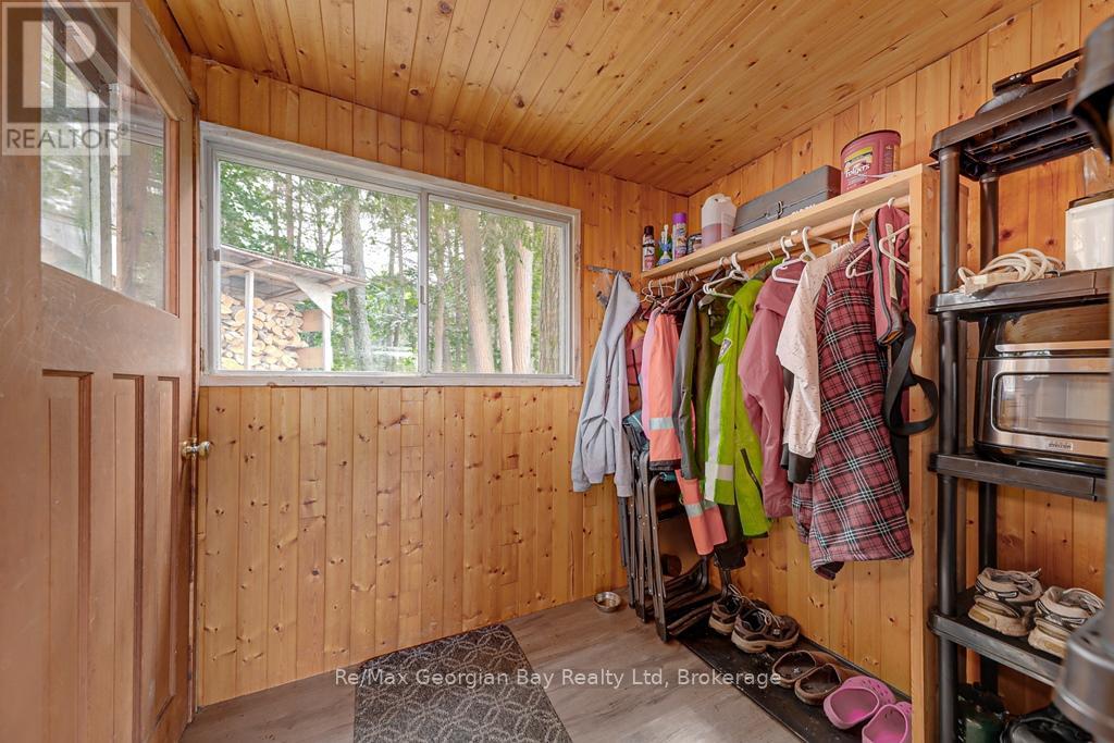 15sr405 Severn River Shore, Muskoka Lakes, Ontario  L0K 1E0 - Photo 2 - X12089219