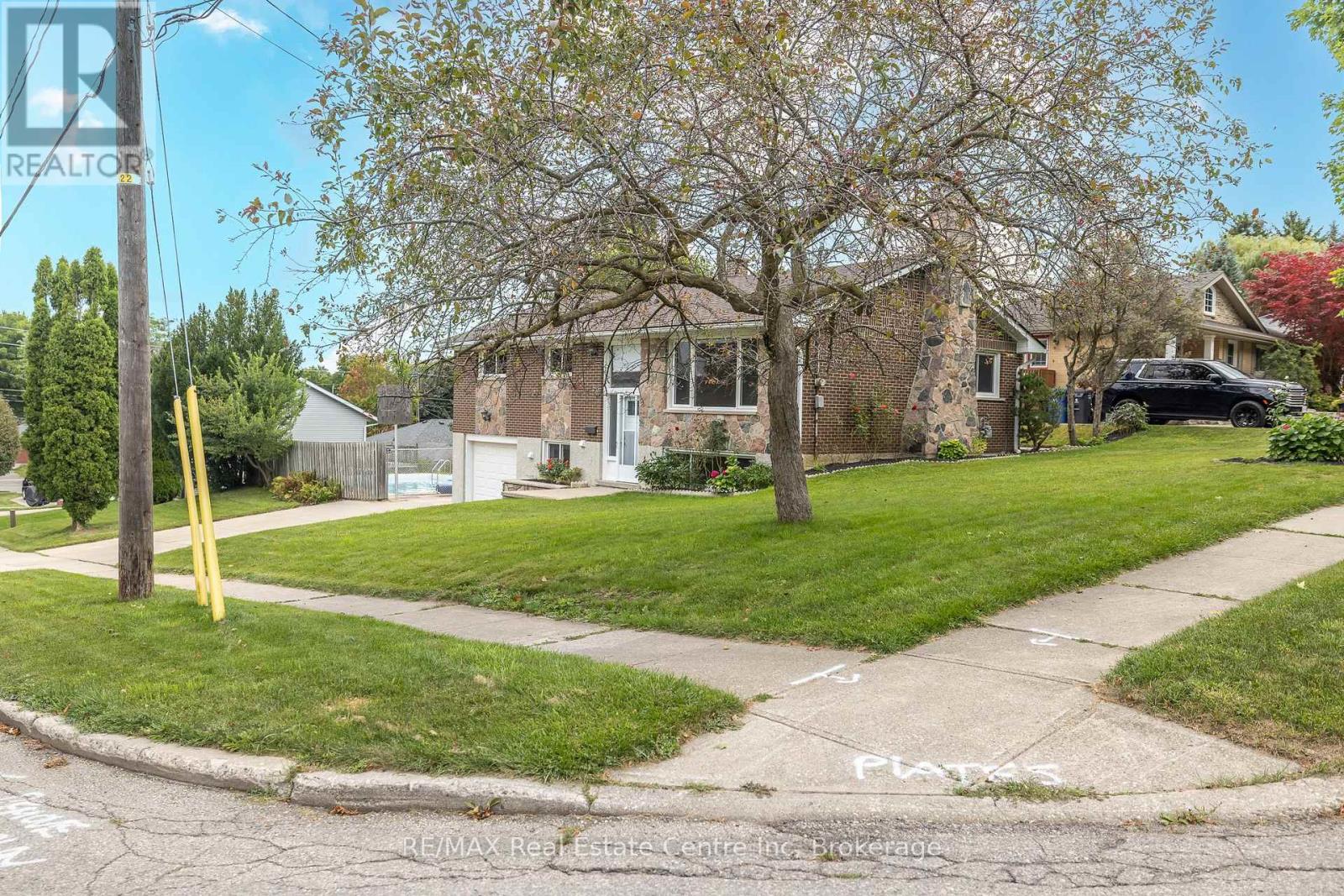 Property at 50 DREW STREET image 2