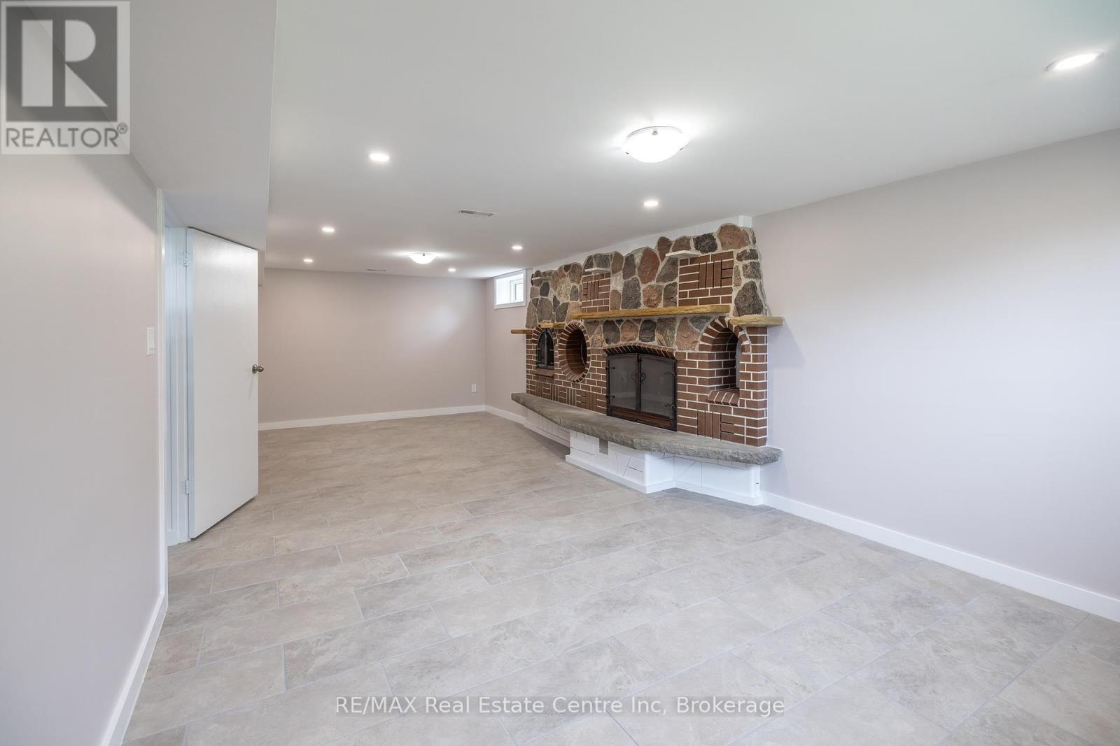 50 Drew Street, Guelph, Ontario  N1H 2A1 - Photo 25 - X12089263