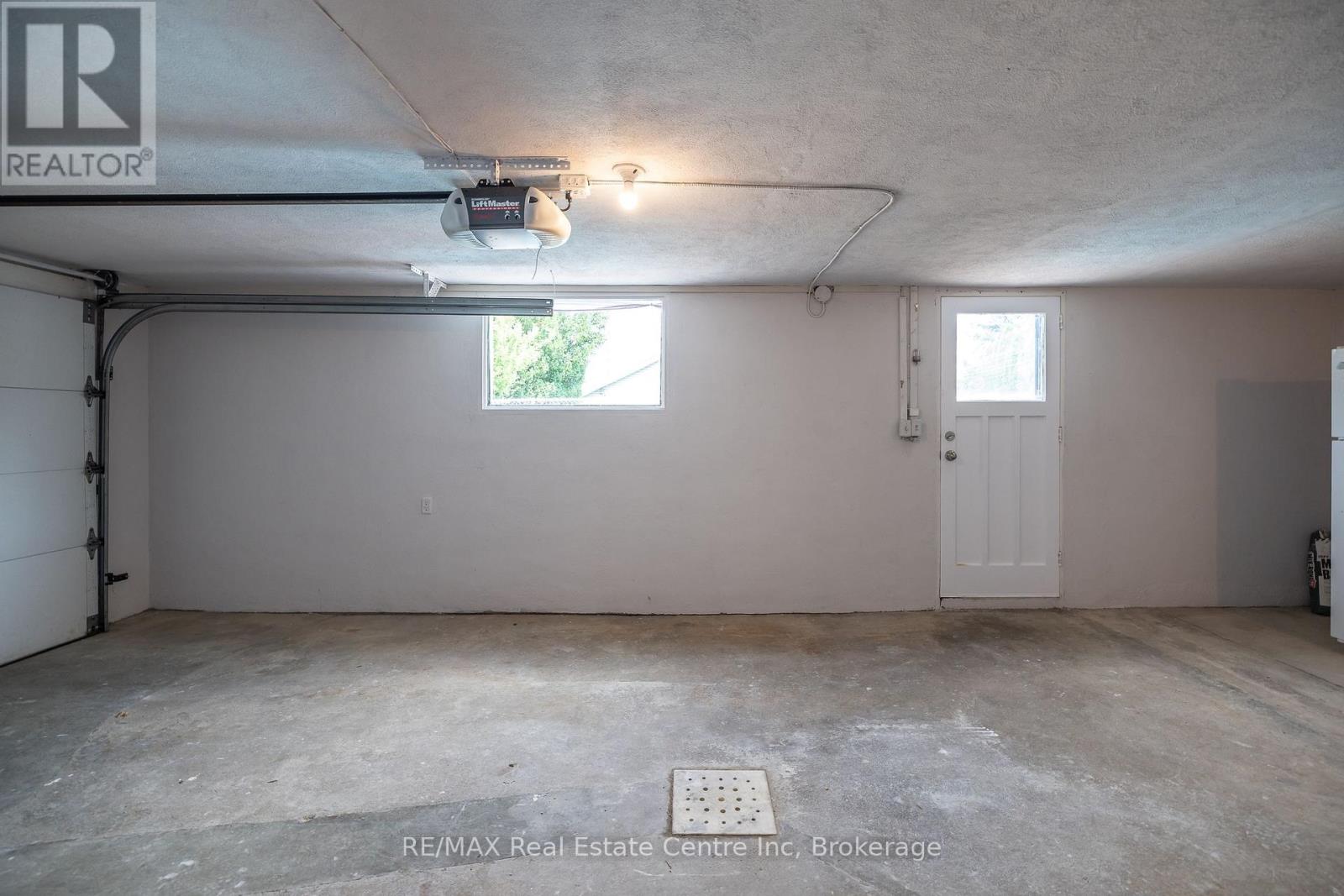 50 Drew Street, Guelph, Ontario  N1H 2A1 - Photo 29 - X12089263