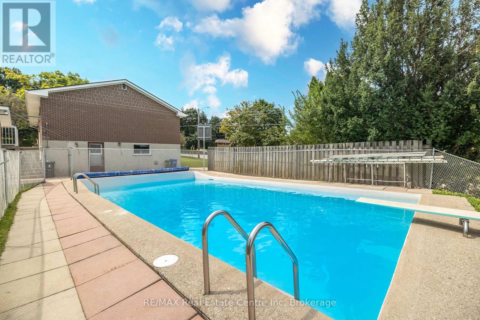 50 Drew Street, Guelph, Ontario  N1H 2A1 - Photo 33 - X12089263