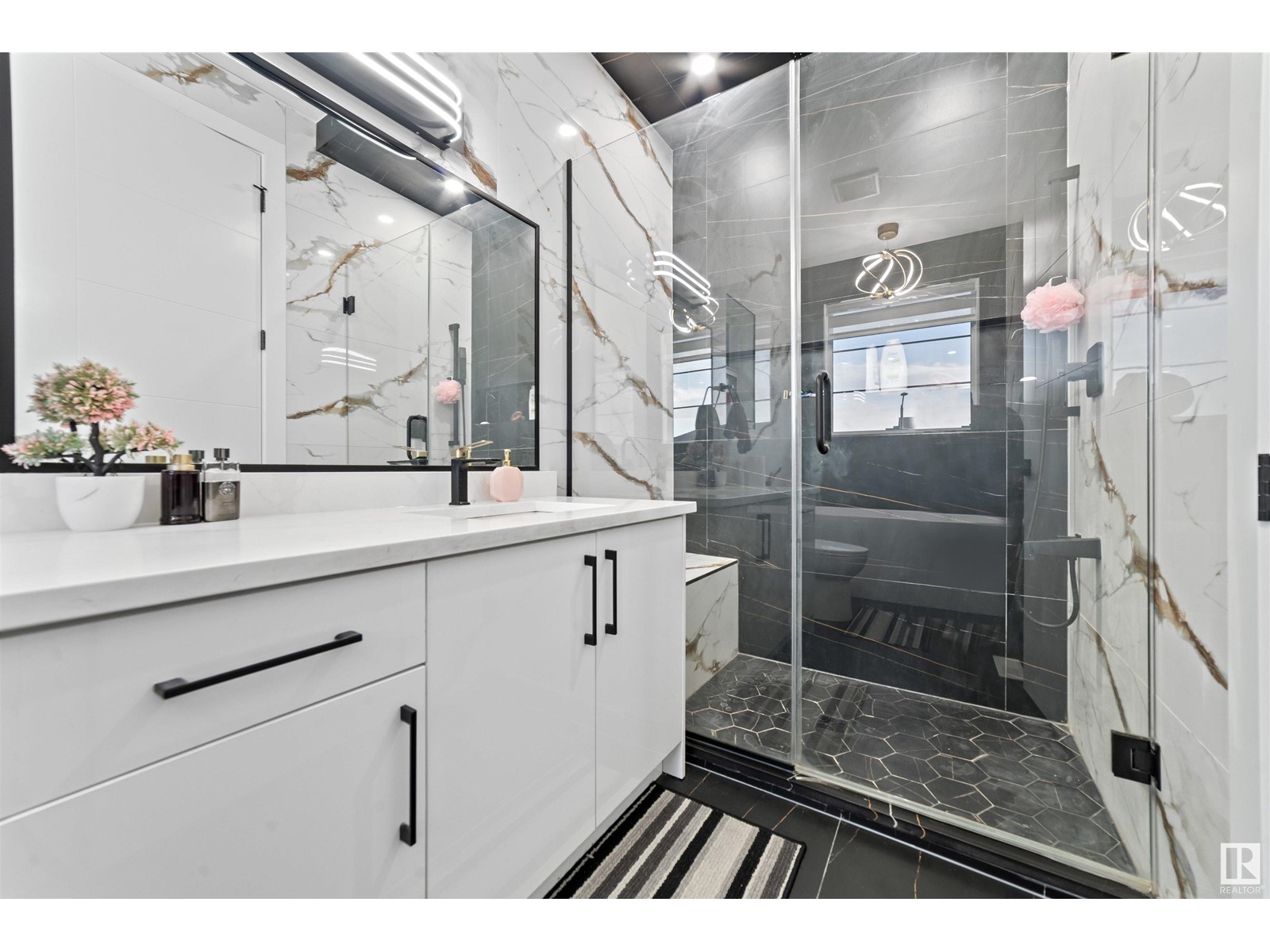 1811 17 Av Nw, Edmonton, Alberta  T6T 2N2 - Photo 43 - E4431361