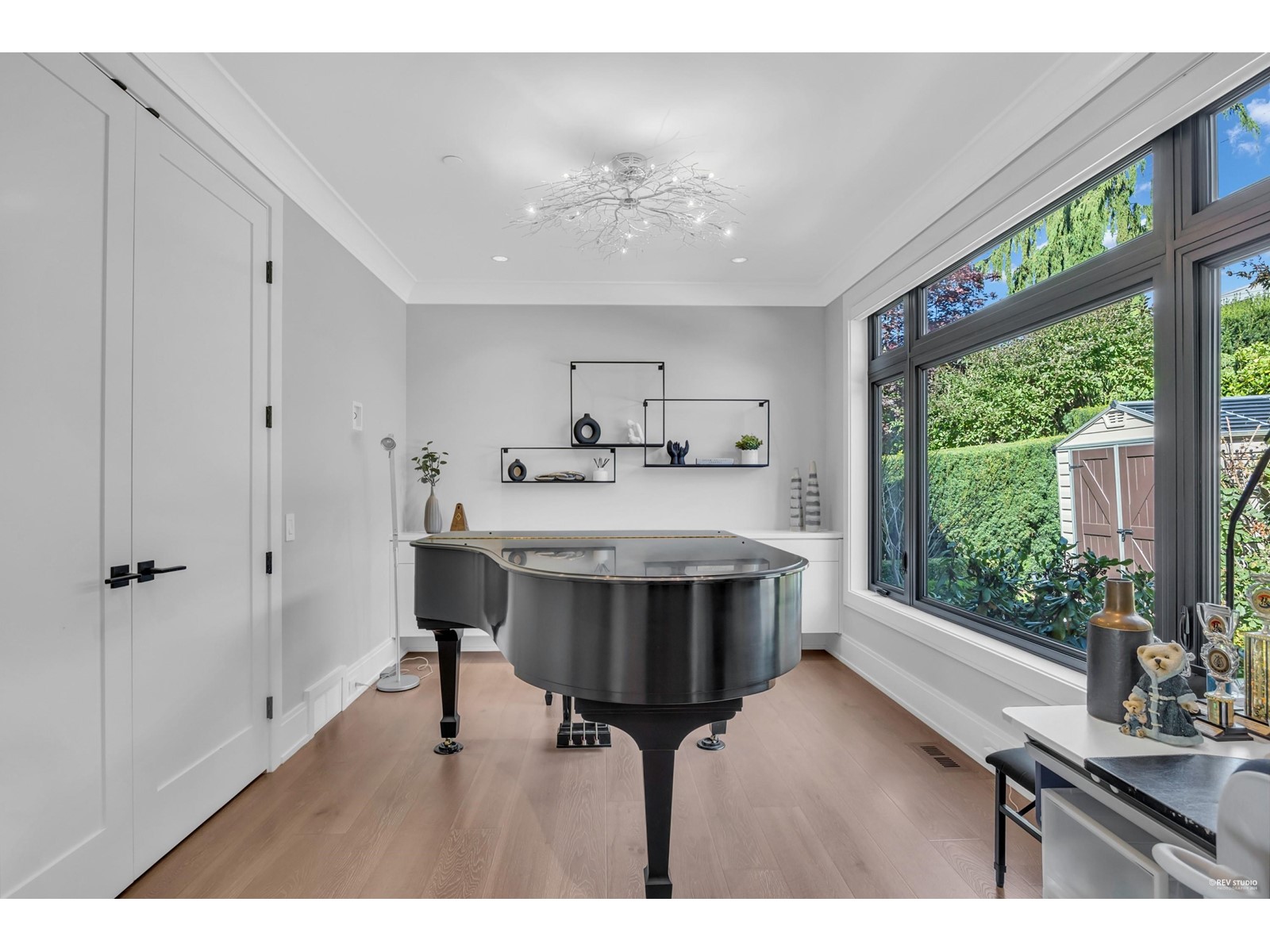 14442 Magdalen Avenue, White Rock, British Columbia  V4B 2X6 - Photo 15 - R2991515