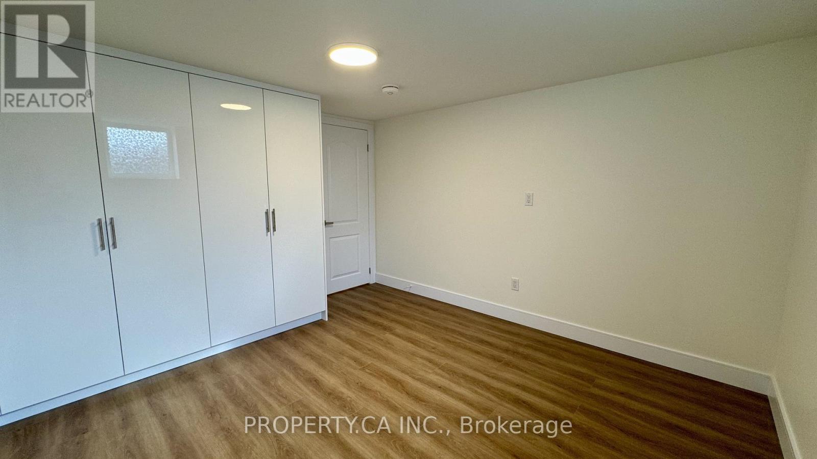 Lower 1 - 60 Lightwood Drive, Toronto, Ontario  M9V 2Z2 - Photo 7 - W12088983
