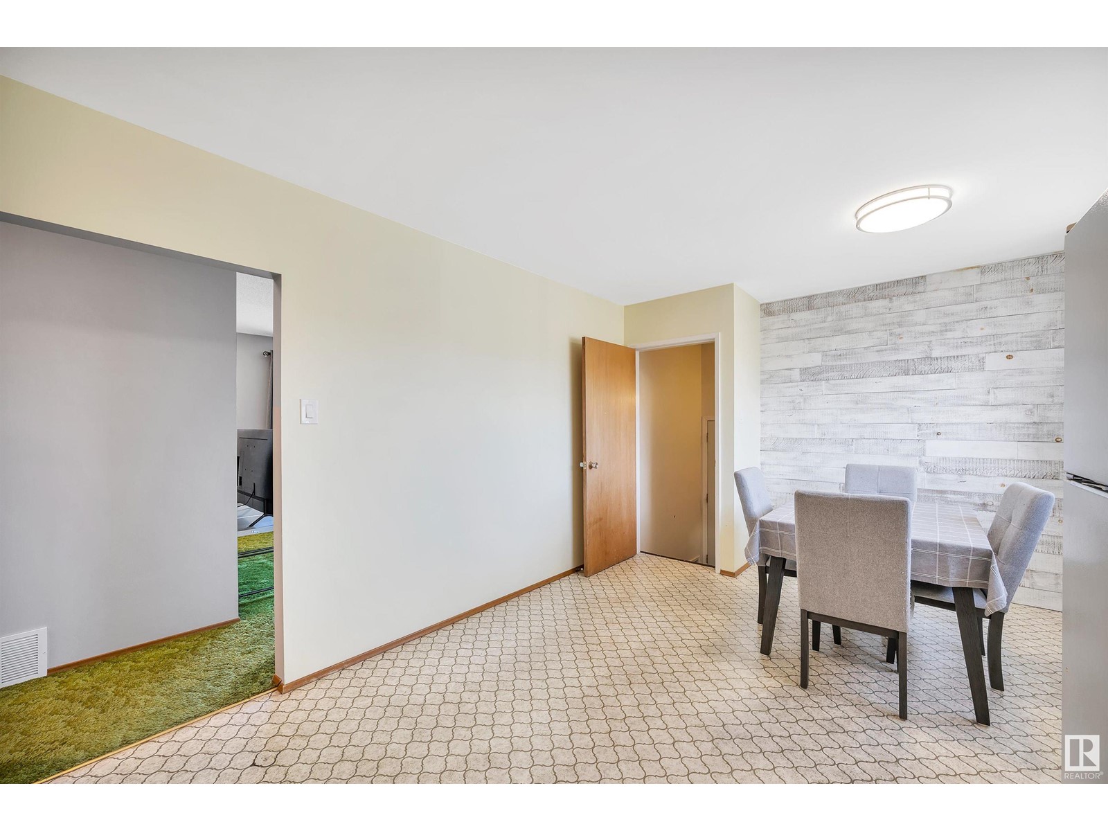 Property at 1943 Bonneville DR image 5