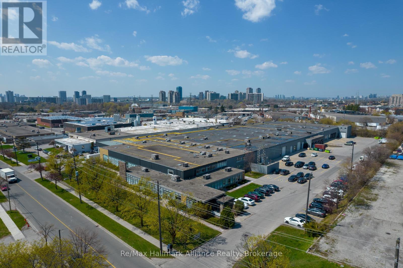 157 - 100 Sunrise Avenue, Toronto, Ontario  M4A 1B3 - Photo 11 - C12082264
