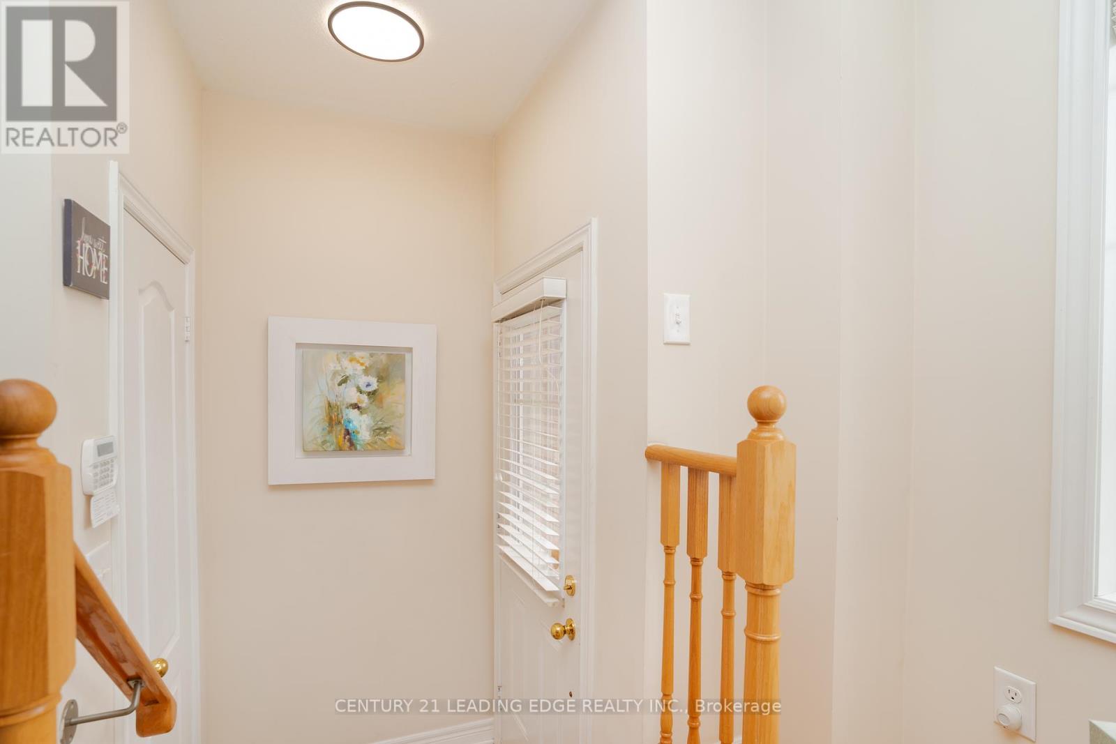 Property at 488 RIVERLANDS AVENUE image 5