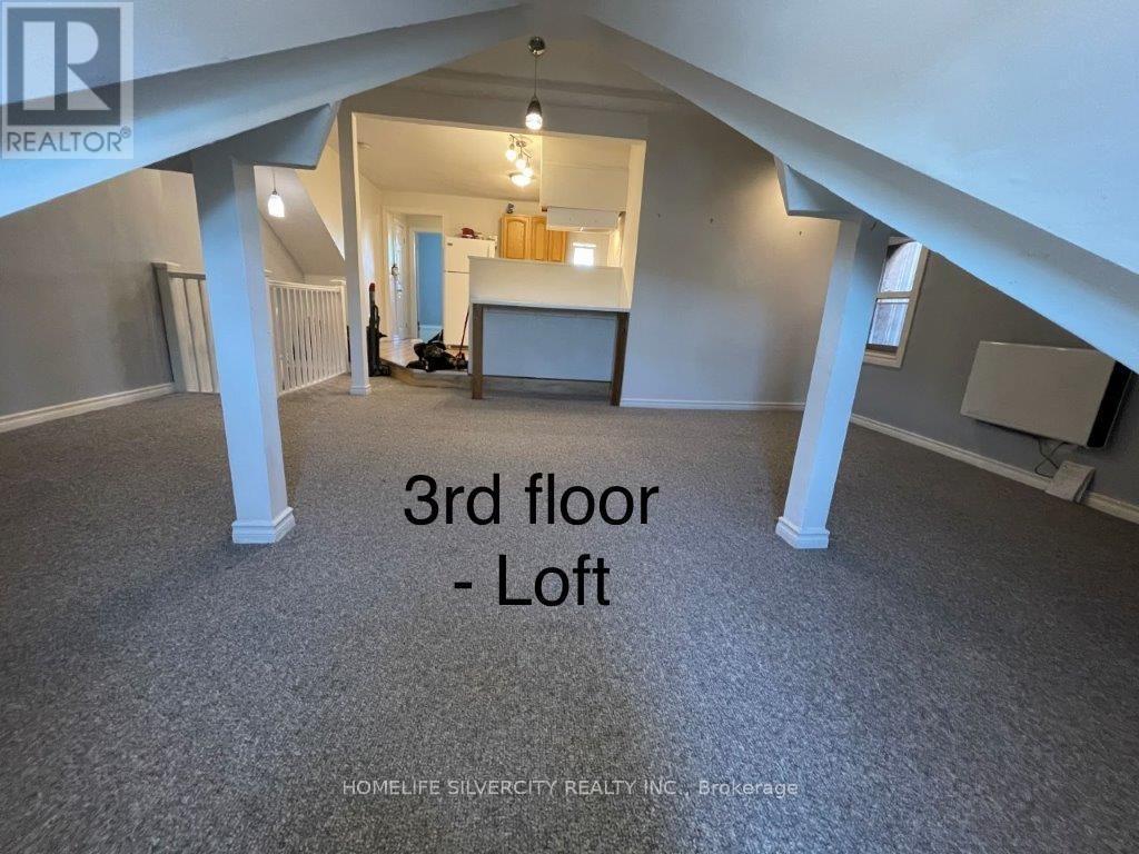 3 - 214 Mary Street, Hamilton, Ontario  L8L 4W1 - Photo 17 - X12089200