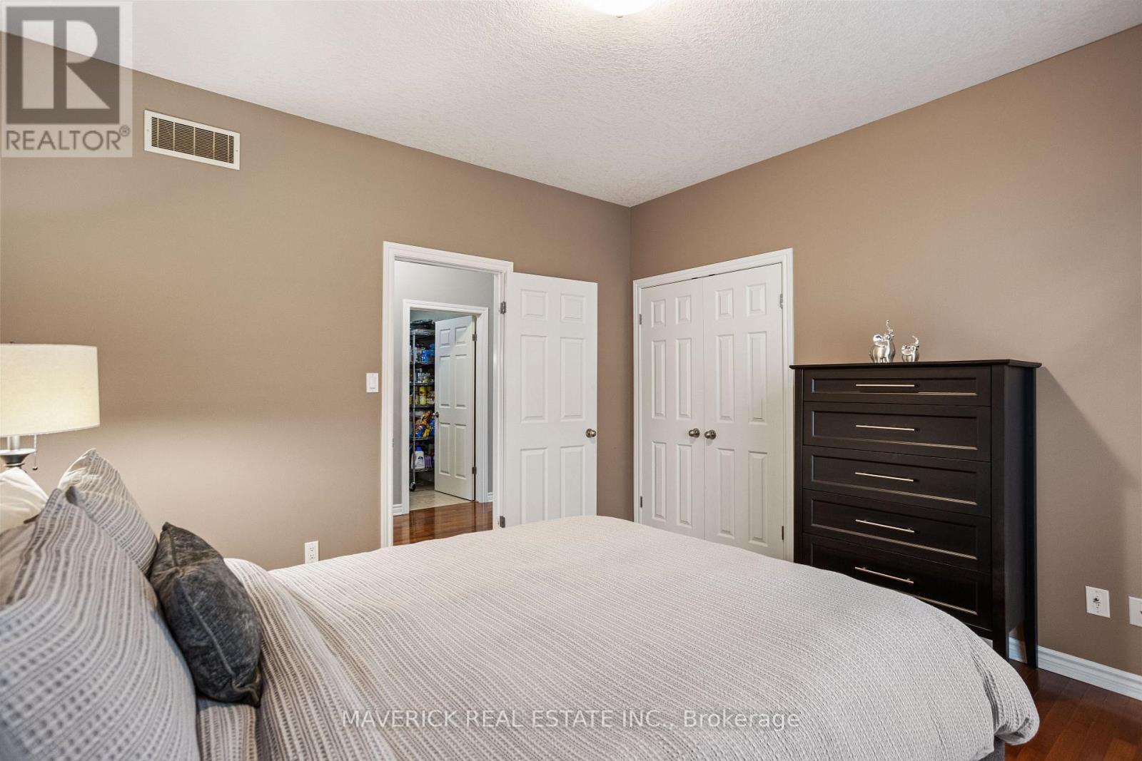 Photo 22 of 38 for 1787 Ironwood Road