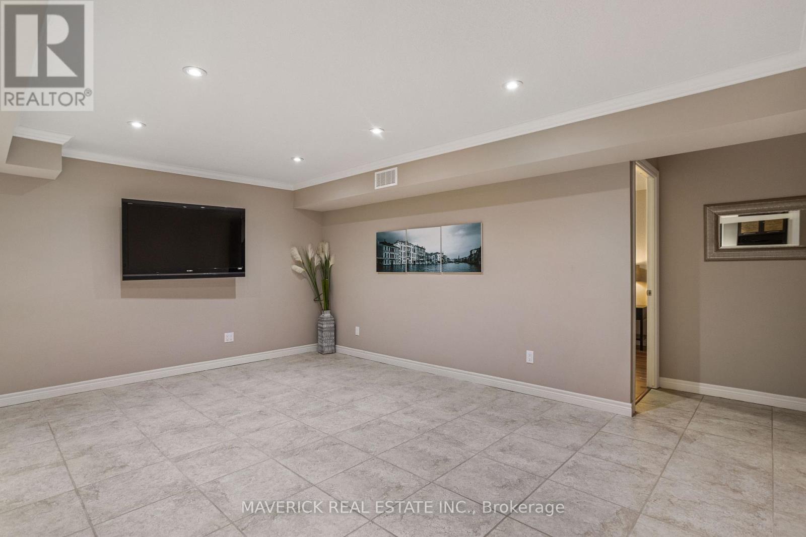 1787 Ironwood Road, London, Ontario  N6K 5C7 - Photo 28 - X12077632