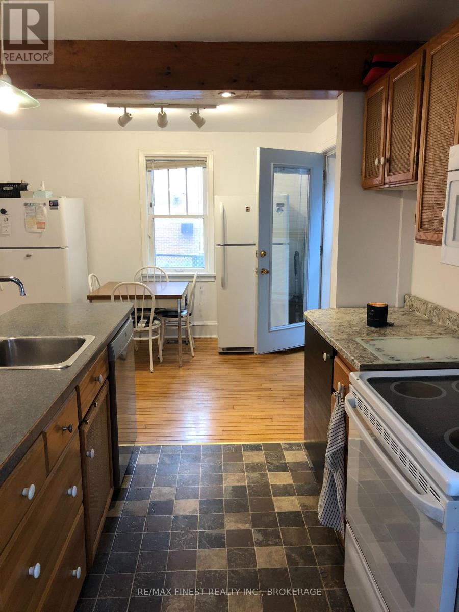 321 Regent Street, Kingston (Central City East), Ontario  K7L 4K7 - Photo 2 - X12089305