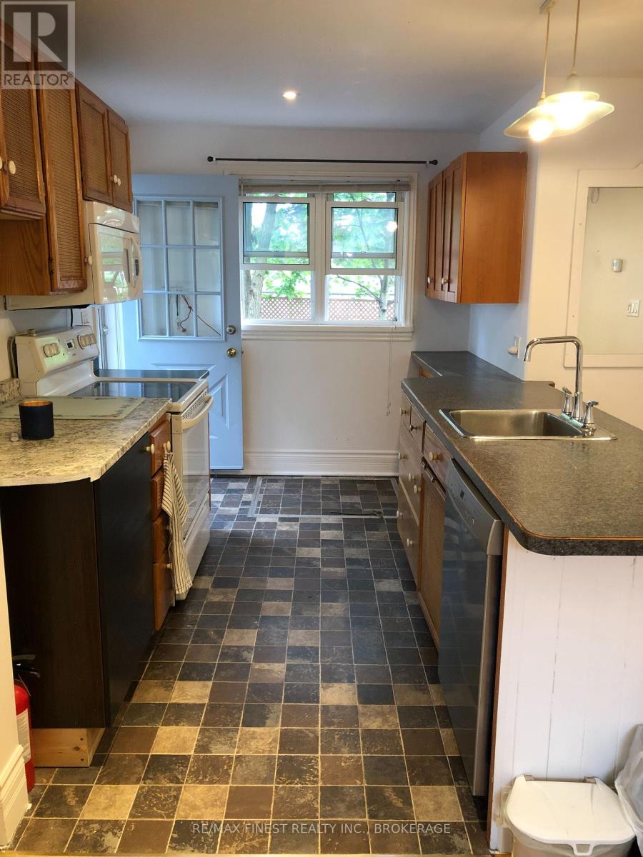 321 Regent Street, Kingston (Central City East), Ontario  K7L 4K7 - Photo 3 - X12089305