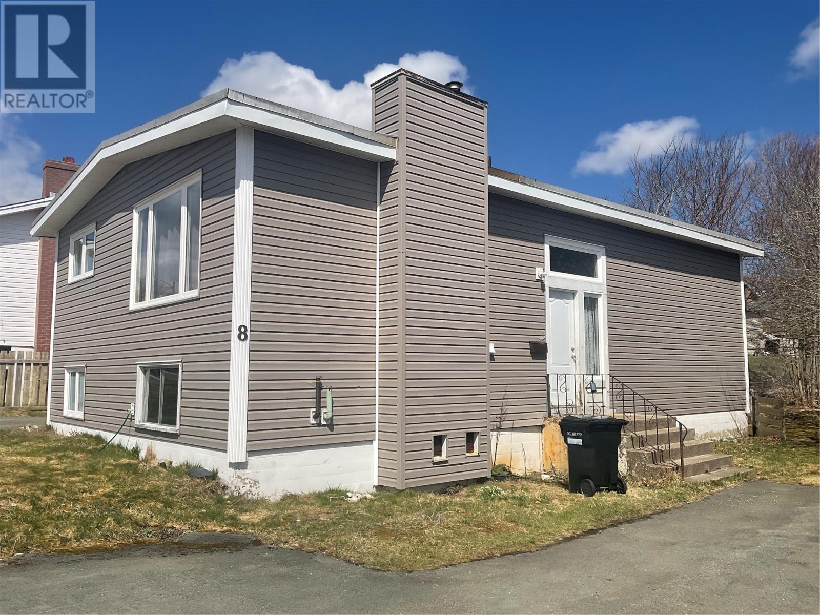 Property at 8 Pinsent Place image 3