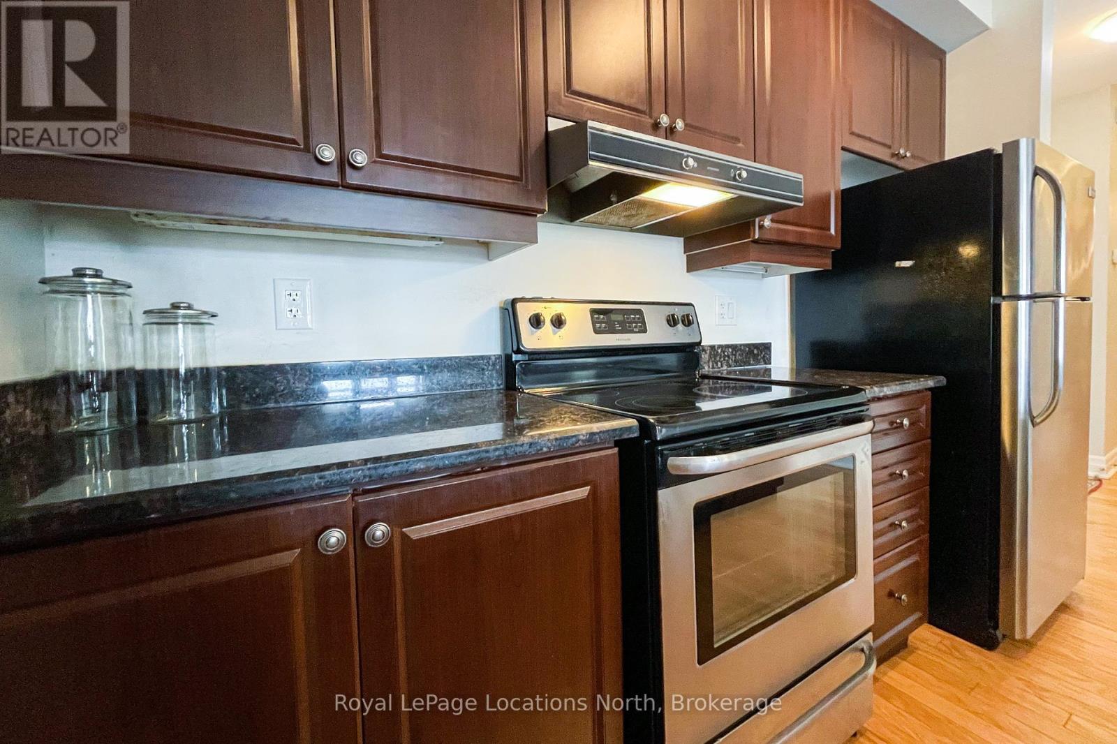 111 - 1 Shipyard Lane, Collingwood, Ontario  L9Y 0W2 - Photo 13 - S12089313