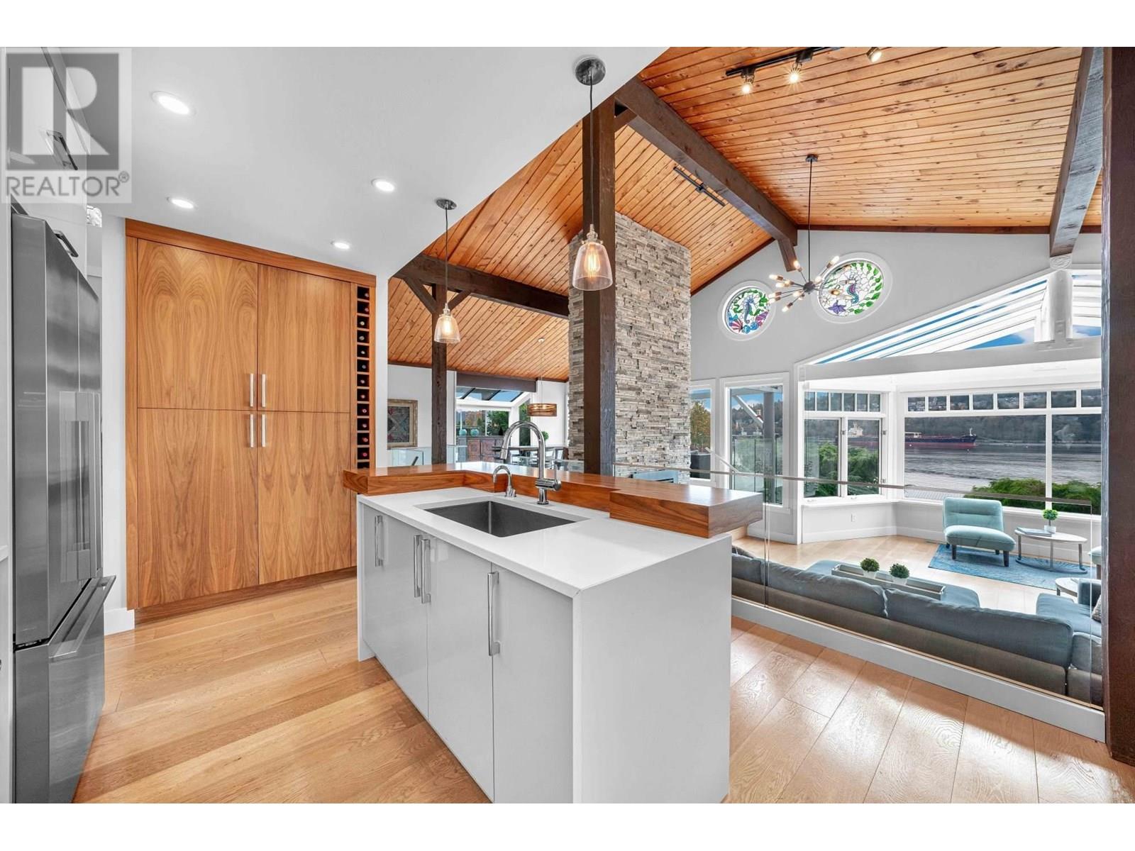 1128 Ioco Road, Port Moody, British Columbia  V3H 2X1 - Photo 10 - R2991555