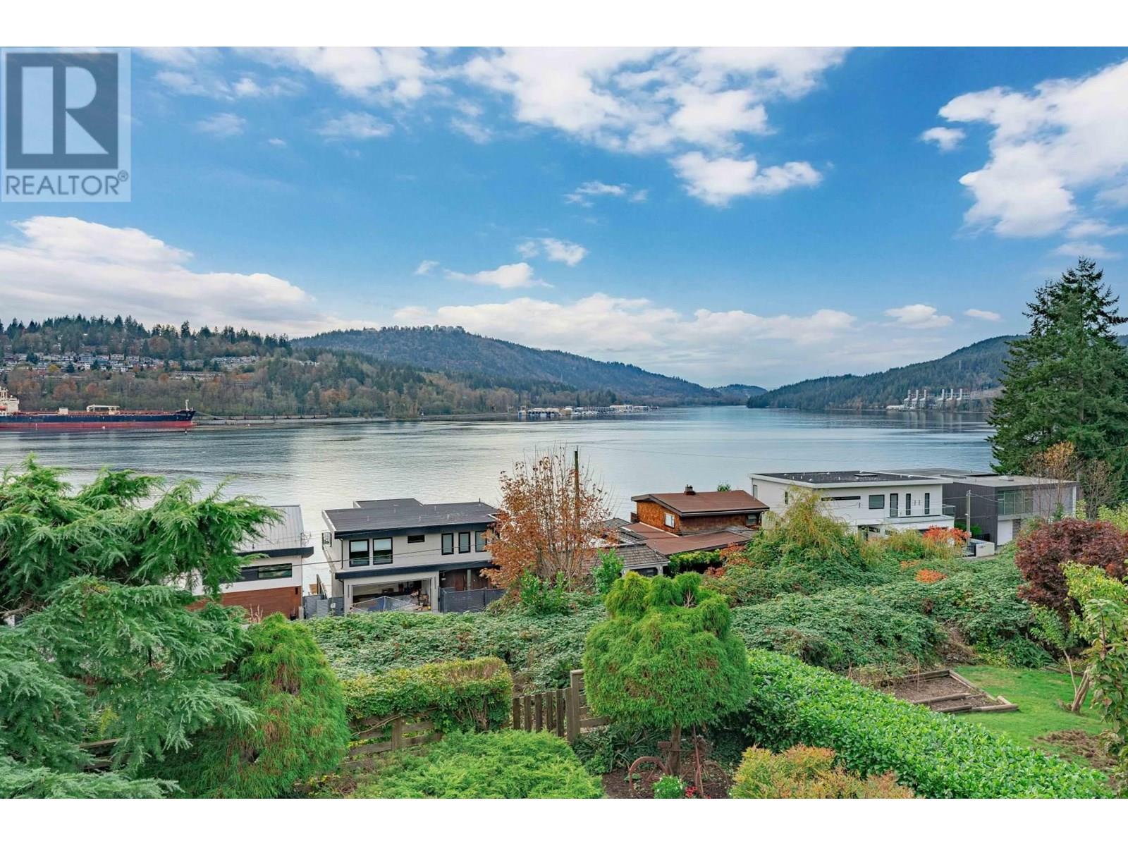 1128 Ioco Road, Port Moody, British Columbia  V3H 2X1 - Photo 16 - R2991555