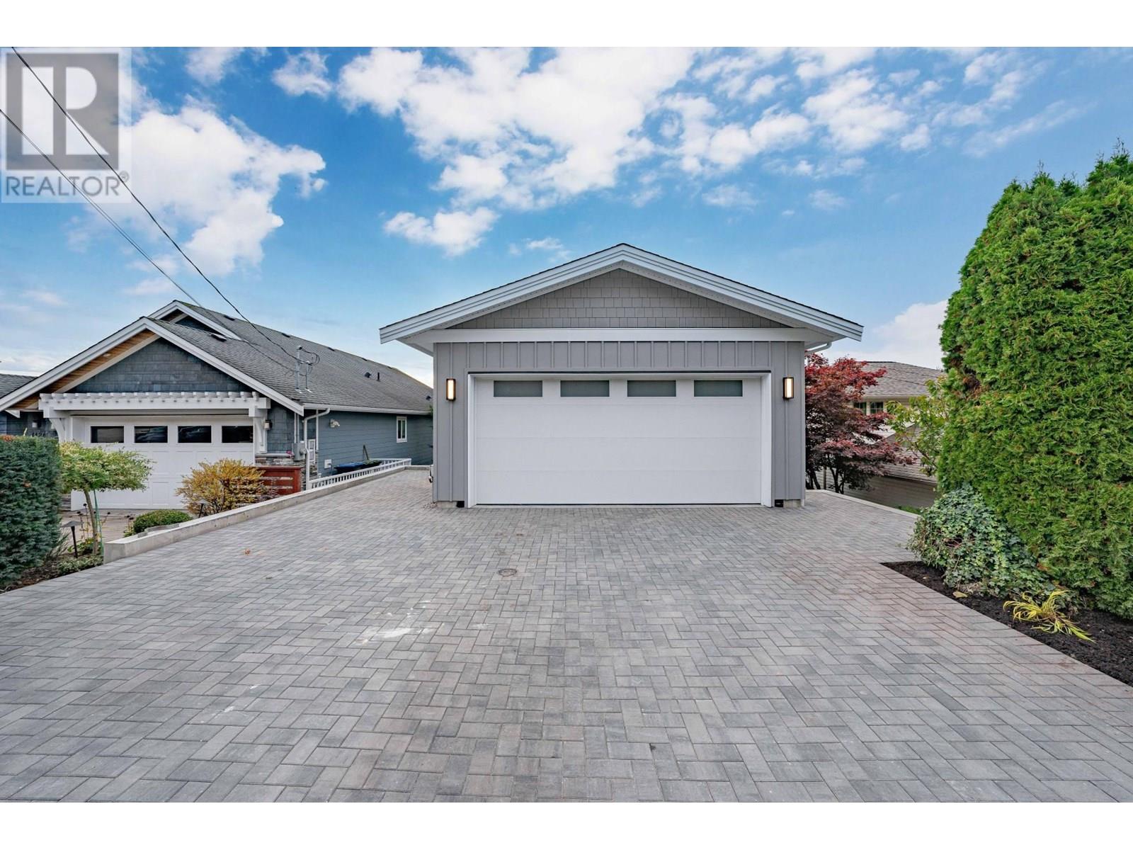 1128 Ioco Road, Port Moody, British Columbia  V3H 2X1 - Photo 37 - R2991555