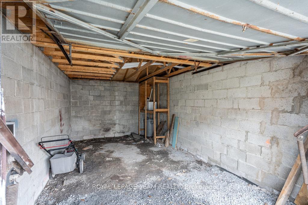 663 Tweedsmuir Avenue, Ottawa, Ontario  K1Z 5P7 - Photo 25 - X12089330