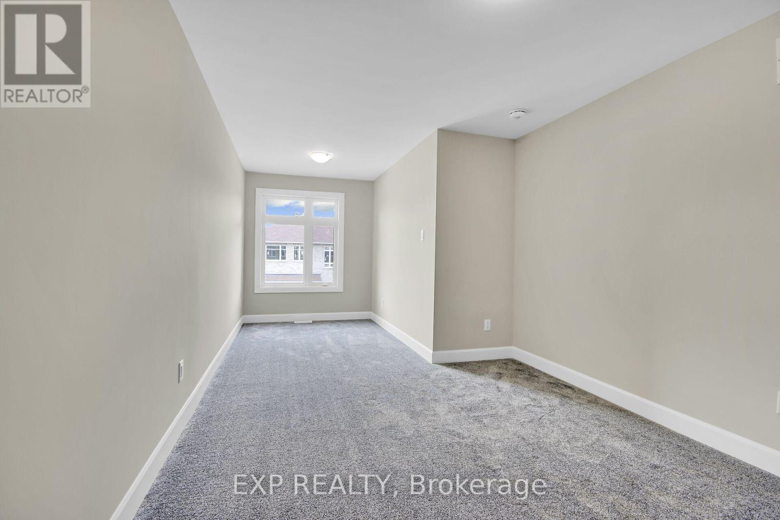 23 Reynolds Avenue, Carleton Place, Ontario  K7C 0W4 - Photo 10 - X12089388