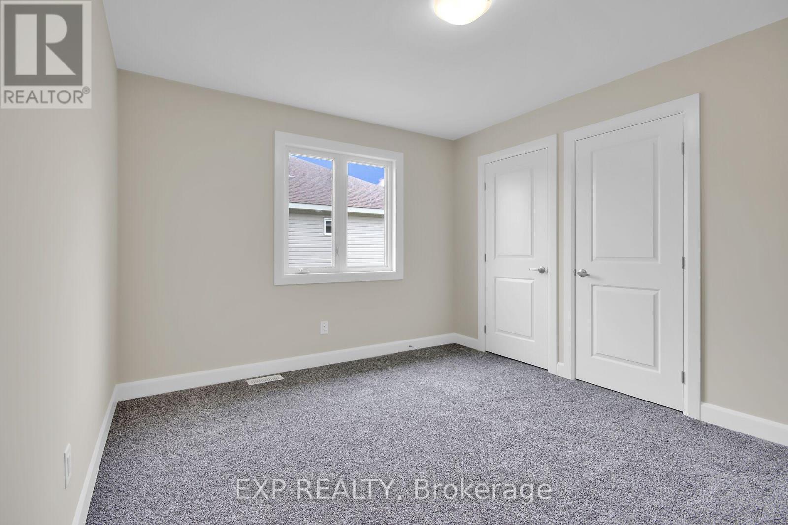 23 Reynolds Avenue, Carleton Place, Ontario  K7C 0W4 - Photo 15 - X12089388